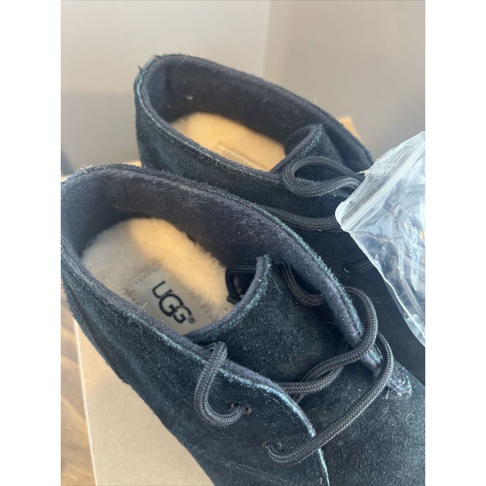 Ugg K Reiley Classic Black Suede Boots Us 2 Boys — image 3 of 5